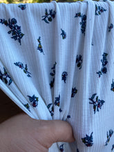 Load image into Gallery viewer, Brooke Small Floral Rib Knit